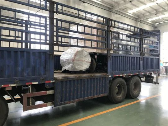 華全工廠備用600千瓦發(fā)電機(jī)組發(fā)往河南